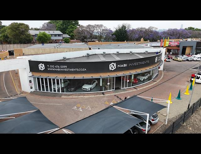 3,776M² RETAIL FOR SALE IN BRYANSTON
